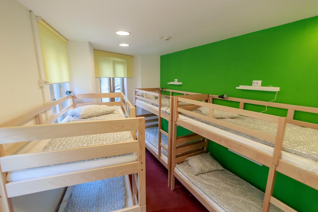 Pura Vida Sky Bar & Hostel Бухарест Номер фото