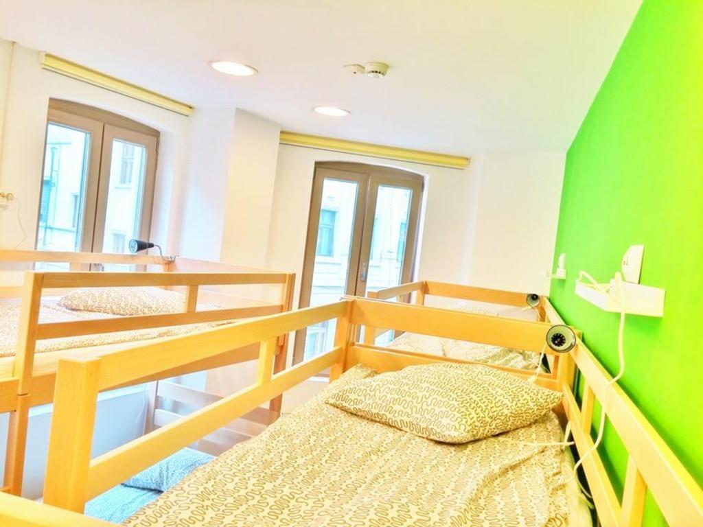 Pura Vida Sky Bar & Hostel Бухарест Номер фото